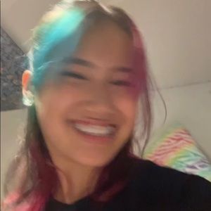 Meet your Posher, Natalie